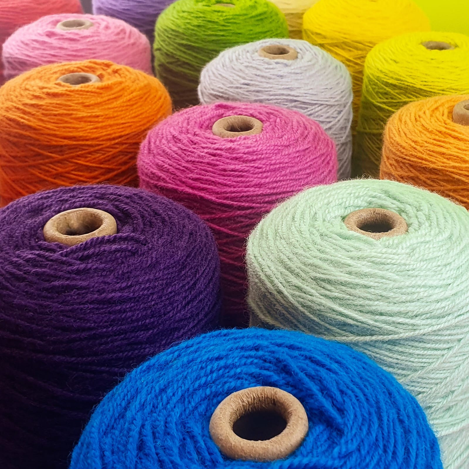 Premium Acrylic Yarn for Tufting, Crochet & Knitting (Per Kg)